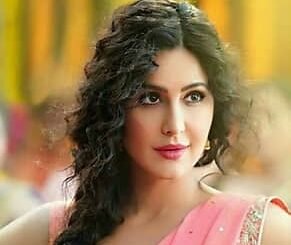 Katrina Kaif’s Style Secrets Unveiled: Iconic Fashion Moments That Define Bollywood Glam!