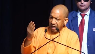 Uttar Pradesh Chief Minister Yogi Adityanath transferring ₹3350 crore DBT funds to 27 lakh students under scholarship and welfare schemes in Lucknow