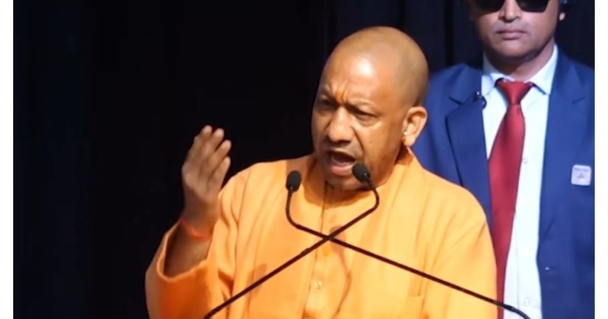 Uttar Pradesh Chief Minister Yogi Adityanath transferring ₹3350 crore DBT funds to 27 lakh students under scholarship and welfare schemes in Lucknow