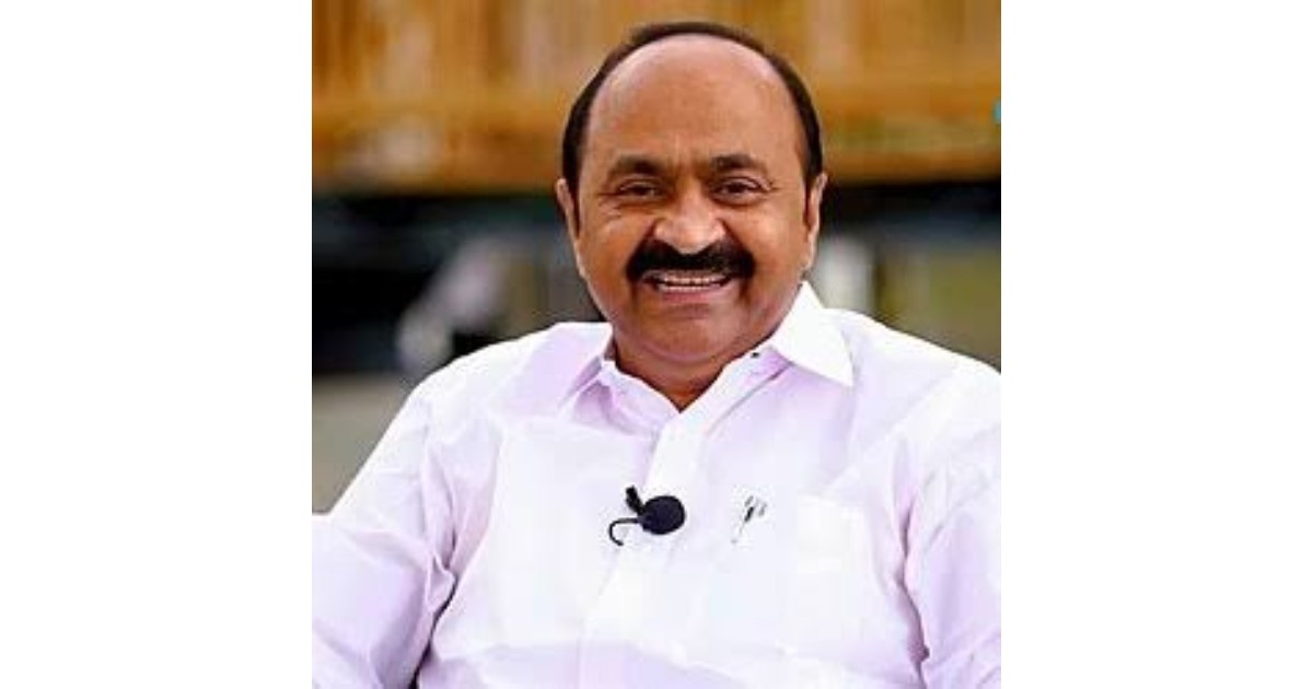 V D Satheesan addressing media on UDF prospects in Kerala Assembly elections, predicting major gains and district sweep