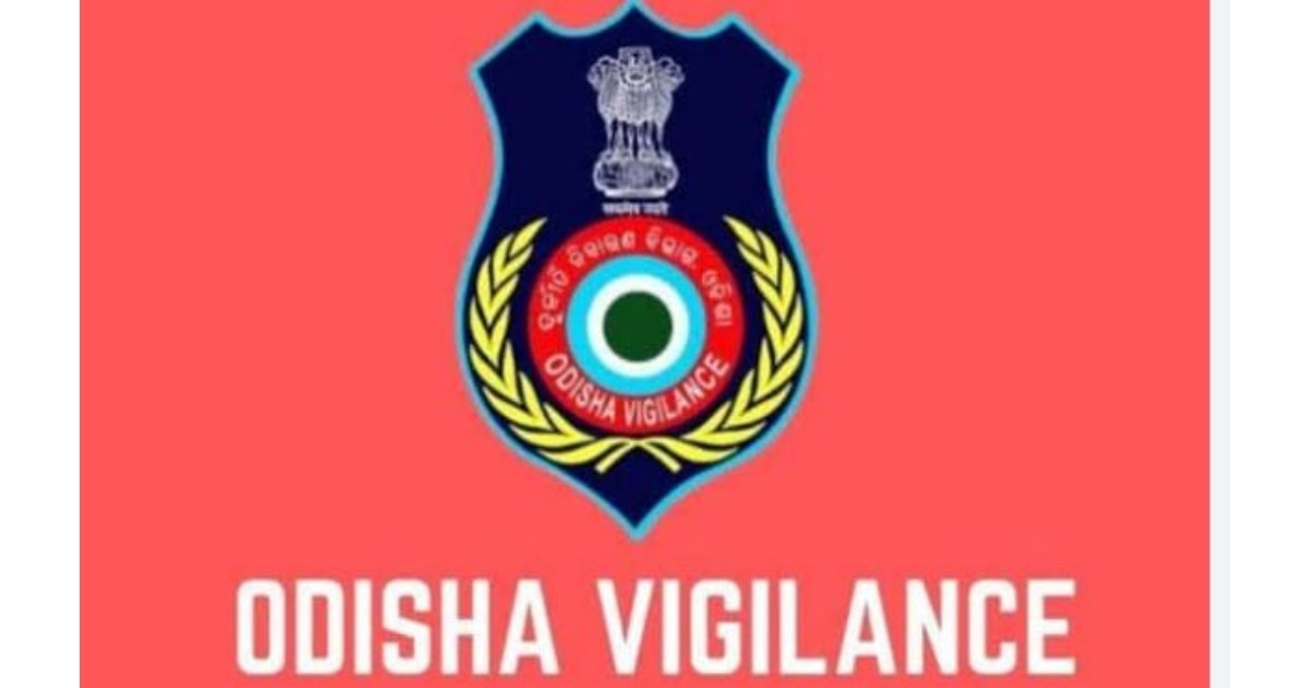 Odisha Vigilance officials arrest Jharsuguda health department officer in ₹2,500 bribery trap investigation