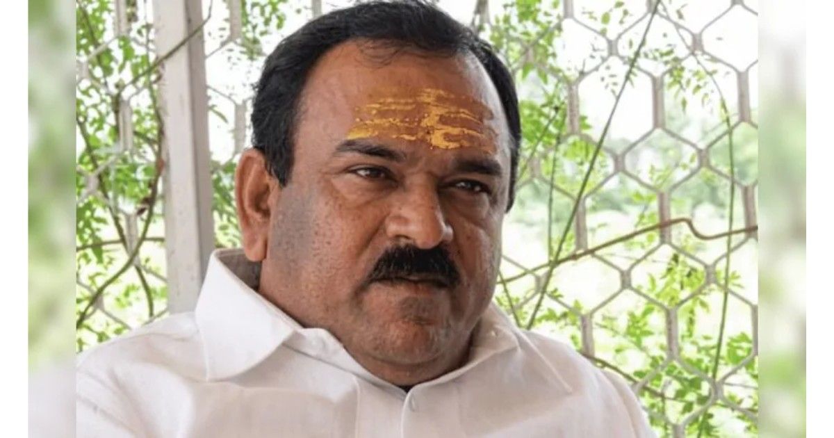 Police investigation into Nashik fraud case involving Ashok Kharat and fake bank accounts in rural credit society