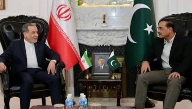 Iran Foreign Minister Abbas Araghchi departs Islamabad for Moscow to meet Russian President Vladimir Putin amid ongoing diplomatic efforts with the United States