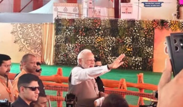 Prime Minister Narendra Modi inaugurates development projects and flags off Amrit Bharat Express trains in Varanasi