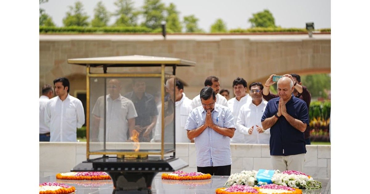 Arvind Kejriwal and AAP leaders at Raj Ghat invoking satyagraha during Delhi excise policy case dispute