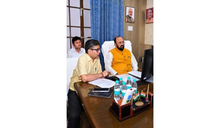 “UP Higher Education Minister Yogendra Upadhyay addressing officials during a video conference on fuel conservation and environmental protection initiatives”